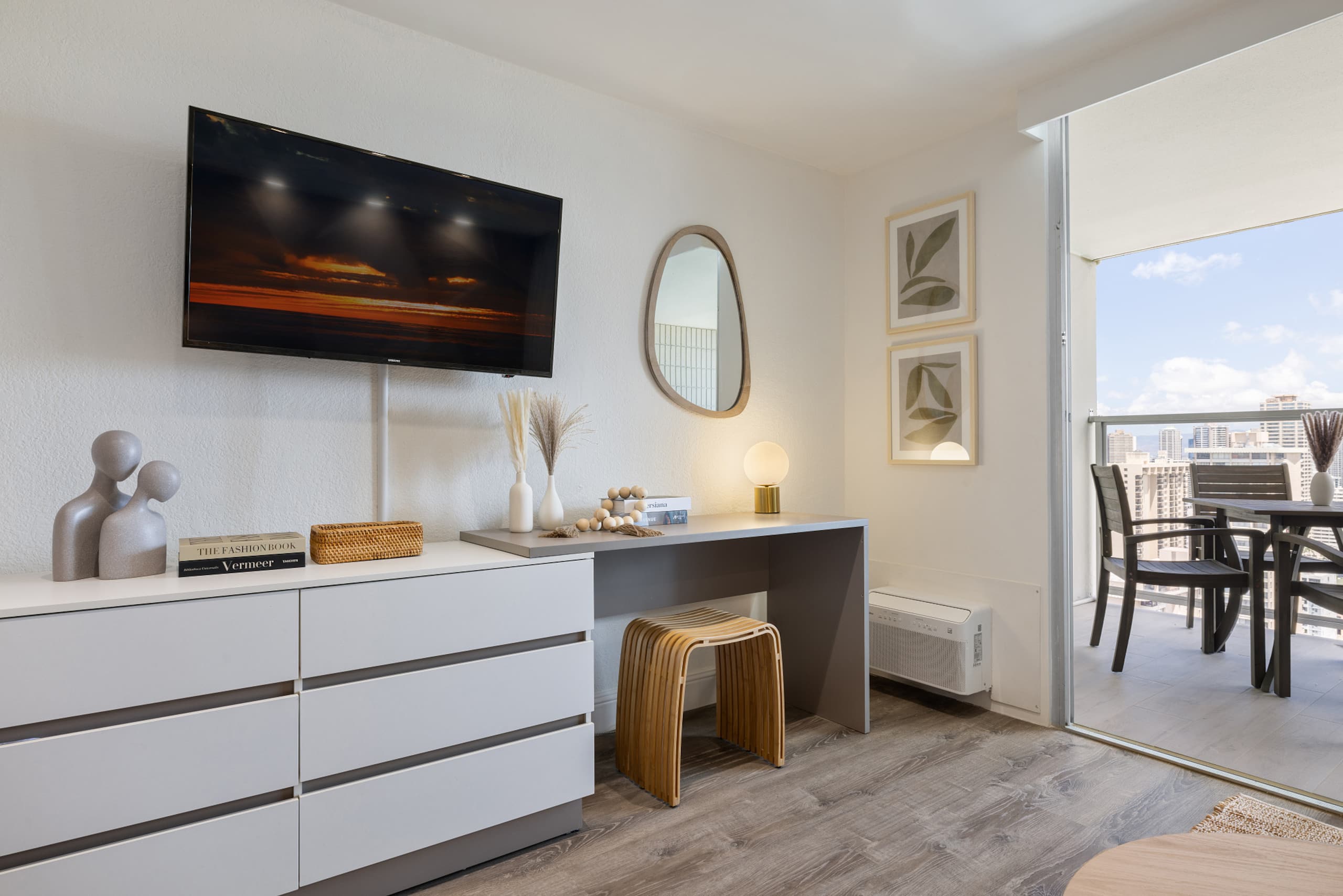 Endless Blue Horizon – Luxury Oceanview Stay - Image 35