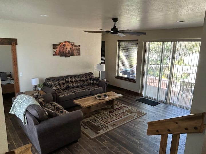 Commanding Views Just Minutes From Downtown - Missoula, MT