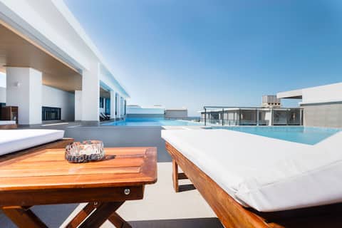 Magnolia Lux | Luxury apt, ocean view, gym, pool