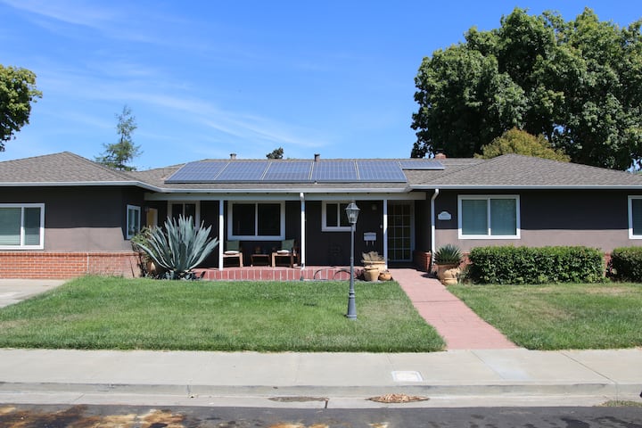 Charming Pleasanton, 4 Bedroom 2 Bath House. - 플레전턴