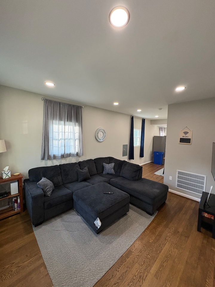 Spacious Entire Home Near Umd - Lively Dc Suburb - Largo