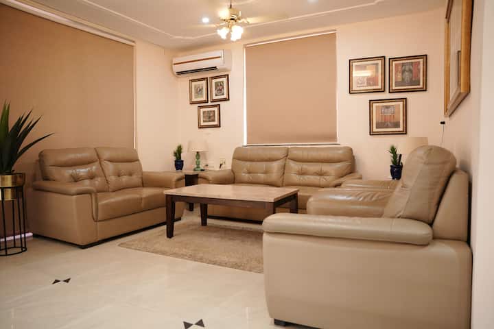 4 Bhk Luxury Pool Villa • Near Benaulim Beach - Colva
