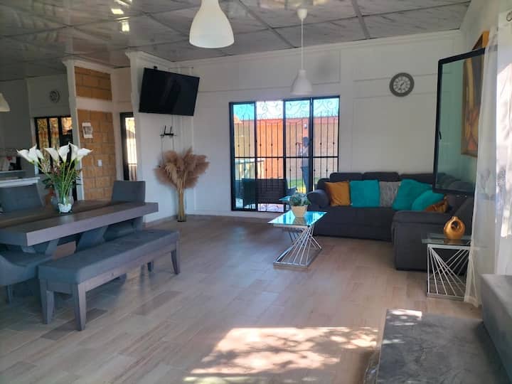 Casa En El Bosque A 5 Min. Del Centro De Zacatlán - Zacatlán
