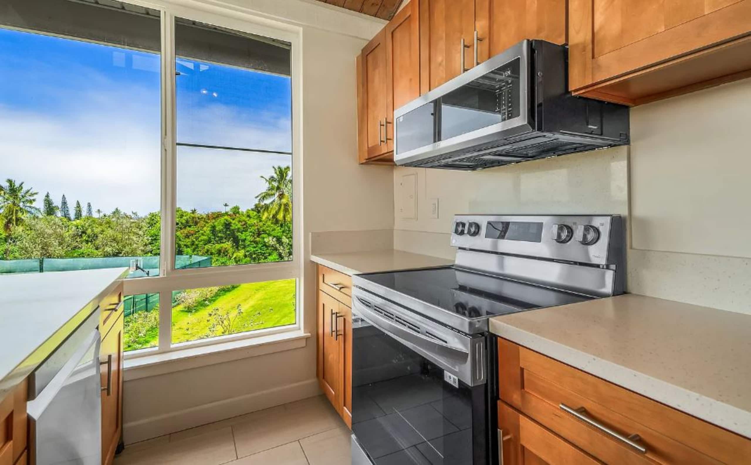 Princeville 1 + Loft at The Cliffs - Sleeps 6! - Image 9