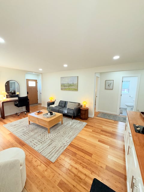 Private 2BR Suite Near Jones Beach & Hofstra