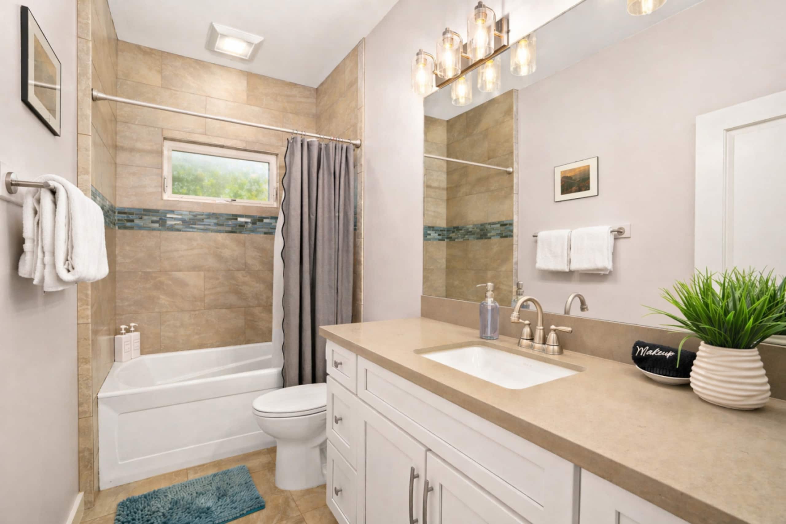 *NEW 2BD Luxe Beach Cottage |Pool PickleB Gym| AC - Photo 15