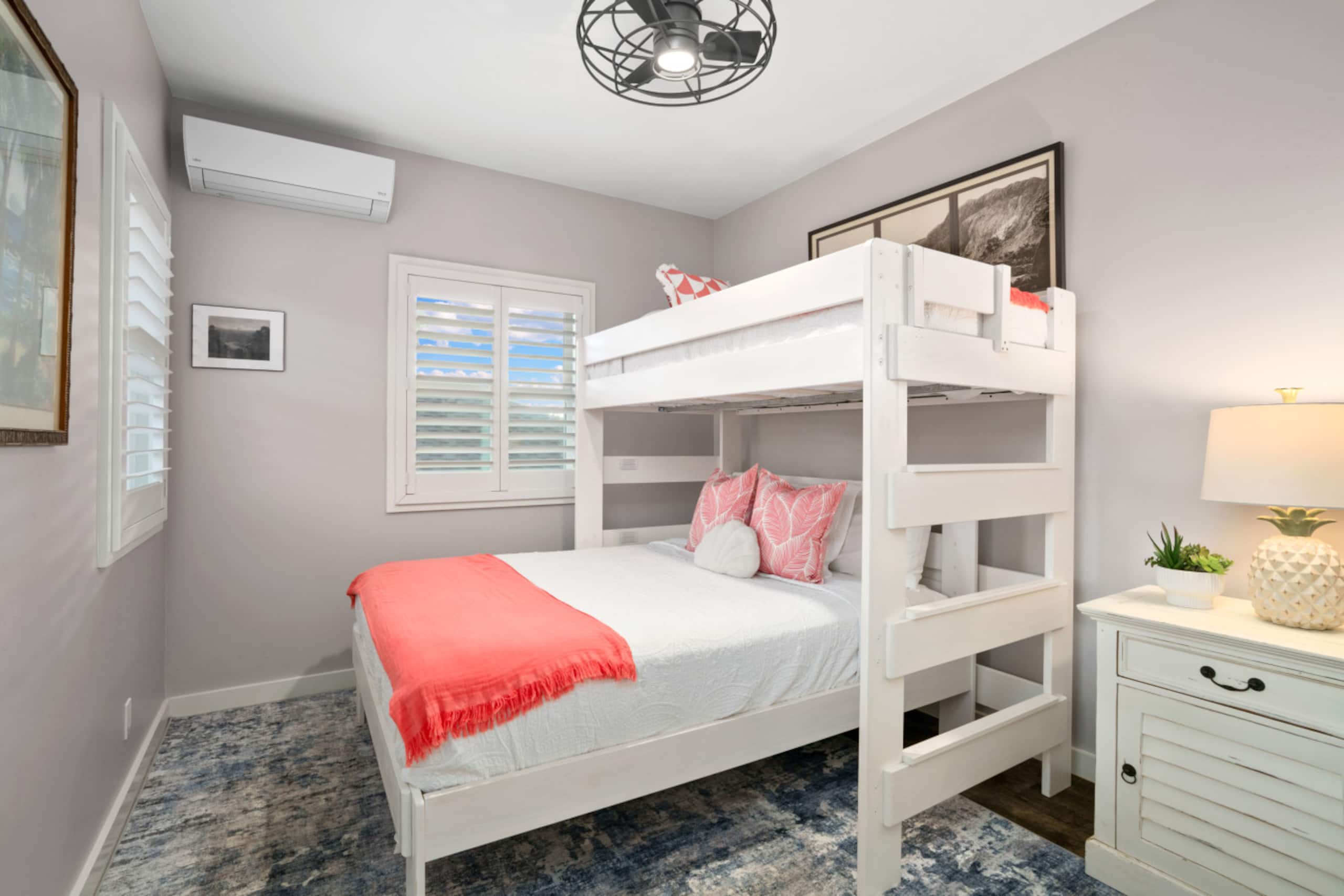 *NEW 2BD Luxe Beach Cottage |Pool PickleB Gym| AC - Photo 16