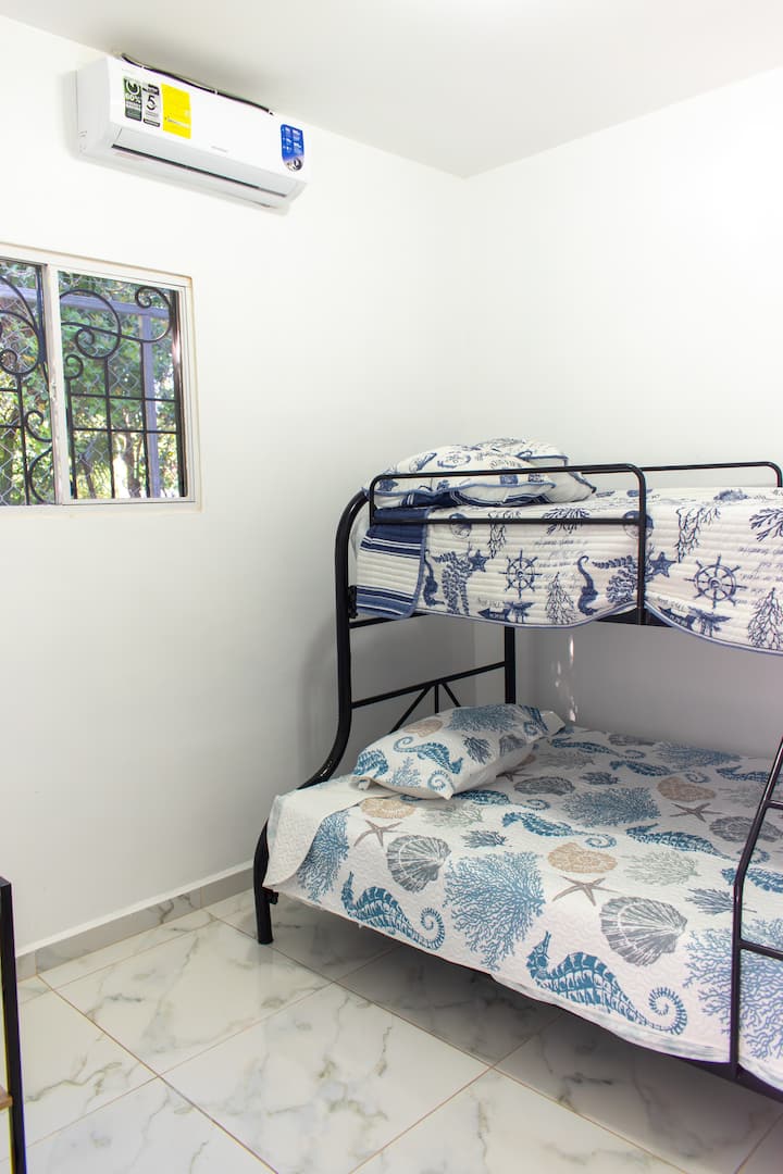 საძინებელი 4