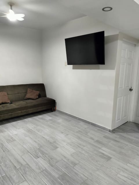 Popular Airbnb listing: Shooting Star in Juárez