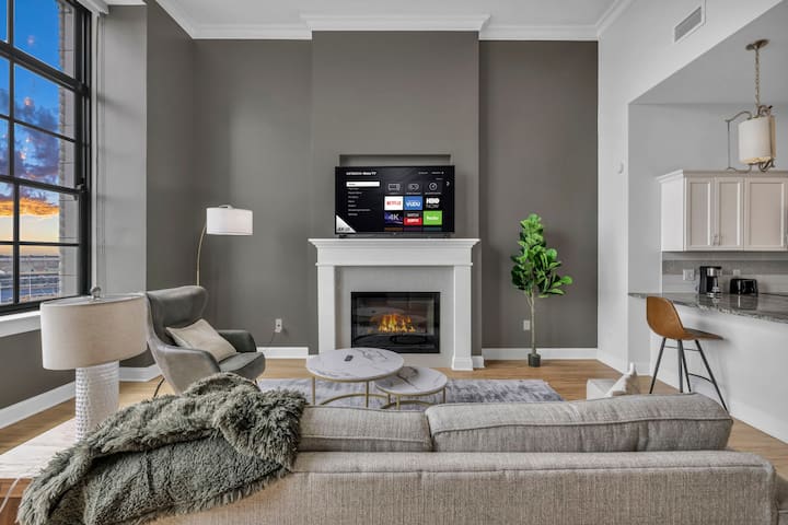 Super Lux Downtown 1bd Condo | Gym | 24/7 Security - Cleveland, OH