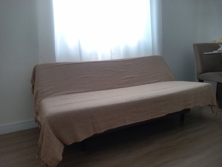 Espaço Inteiro Com Garagem - Taubaté