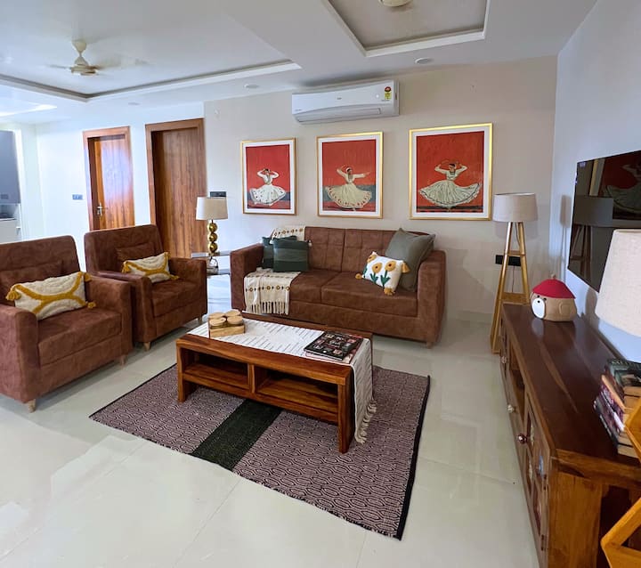 Spacious 3 Bhk.
Modern,comfort |Jaipur Tradition. - Jaipur