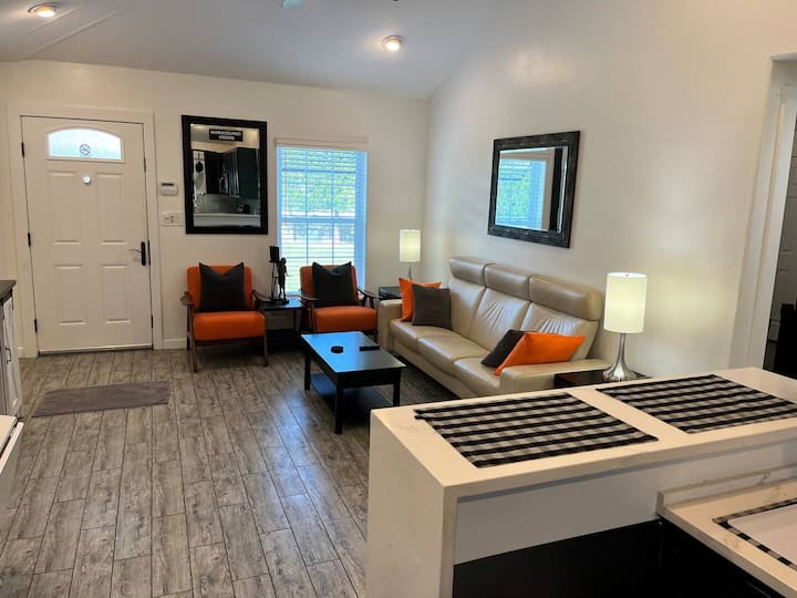 3br House Minutes Walk To Park Ave And Golf Course - Winter Park, FL