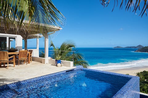 Villa Soleil, 3 BDs, Pool, Walk to the Beach