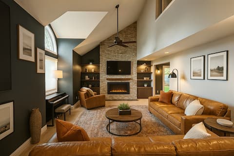 Golf Course Getaway | Hot Tub • Bar • Chef Kitchen