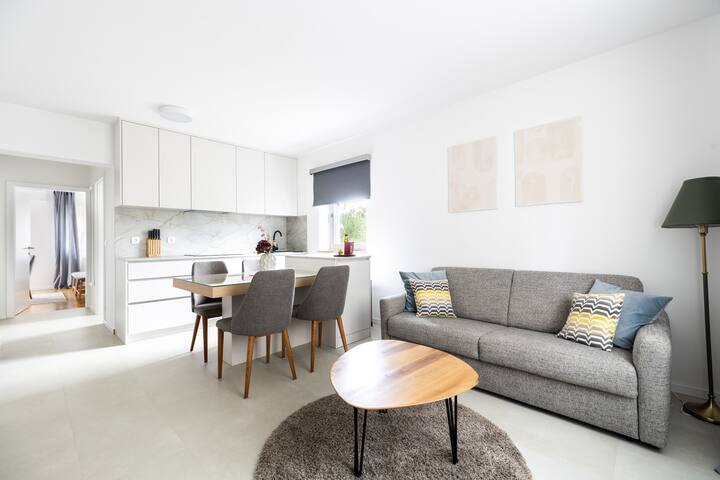 Apartment Sara With Balcony & Free Private Parking - Umag