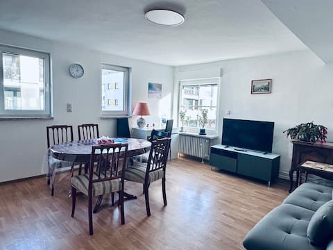 Spacious 4-room apartment with terrace and garden