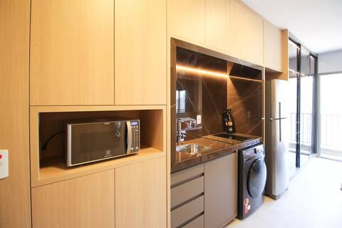 Top performing Airbnb: Premium Studio w/ City View - 17F | Voxx Vila Nova in Moema