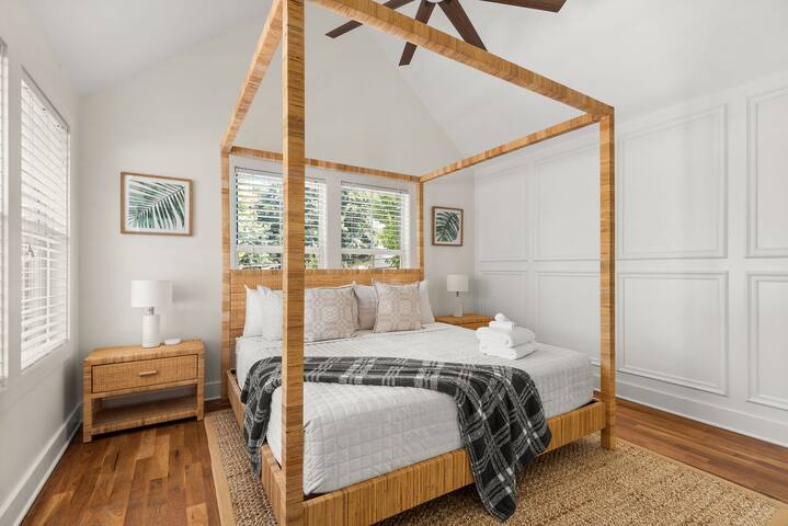 The Golden Oak | 2 Min to Geodis | 10 Min to BDWY gallery image 4