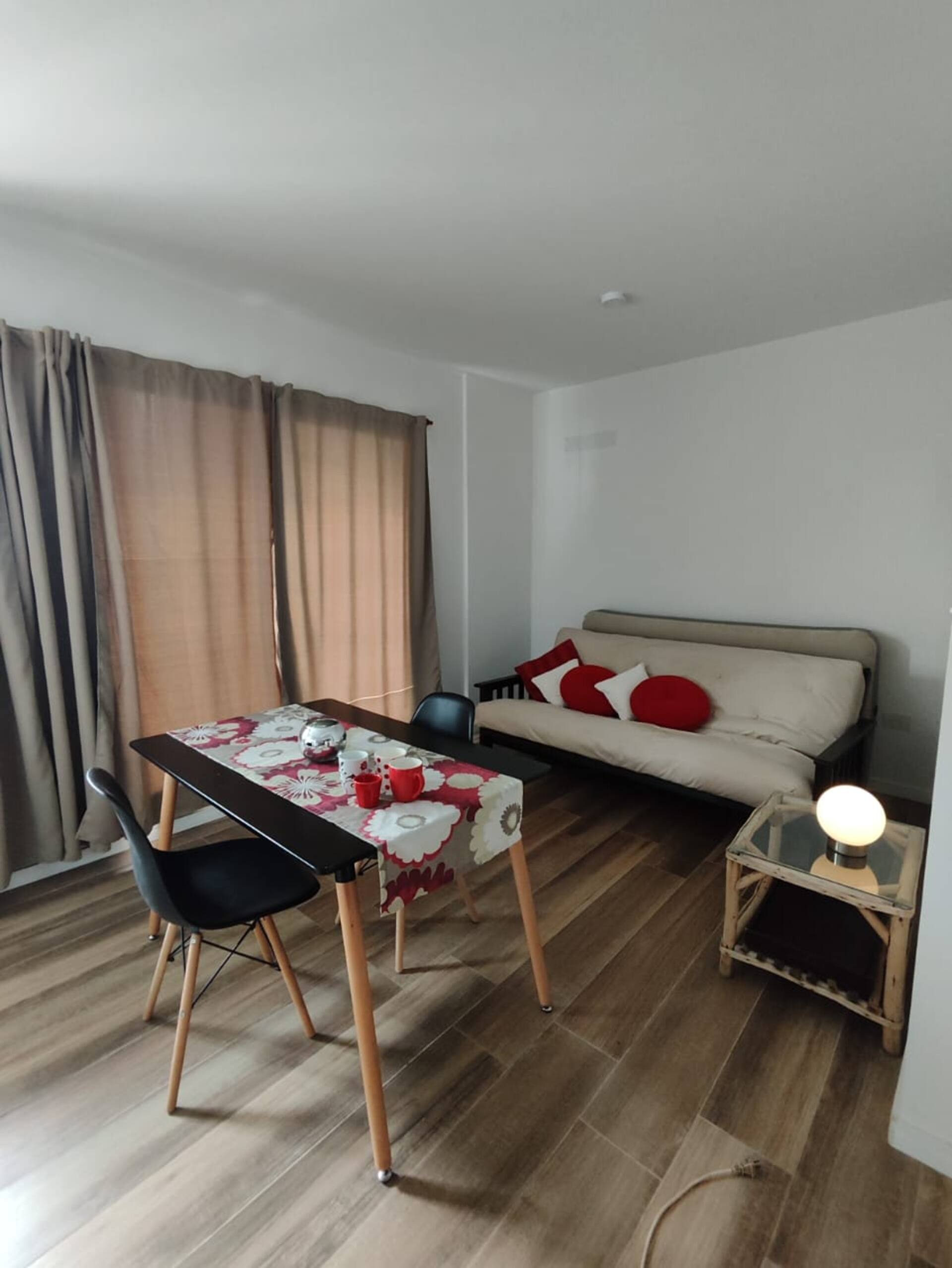 CABA - Golondrina Apartment