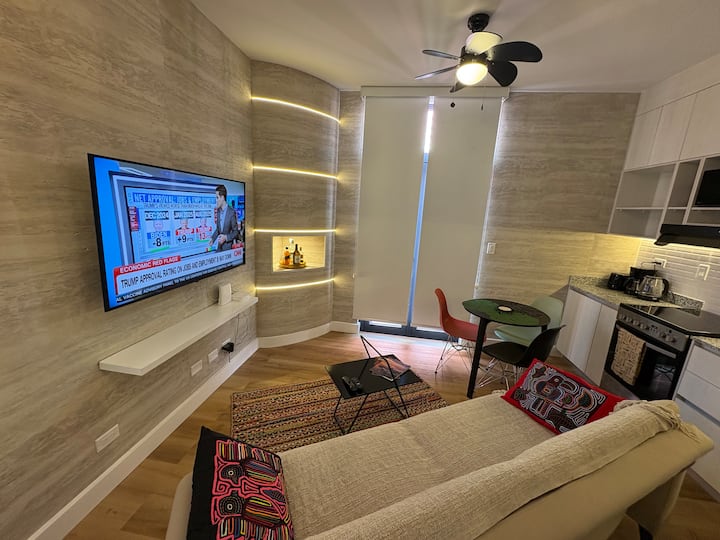 New Listing | Beautiful Apt | Close To Casco Viejo - Panama City
