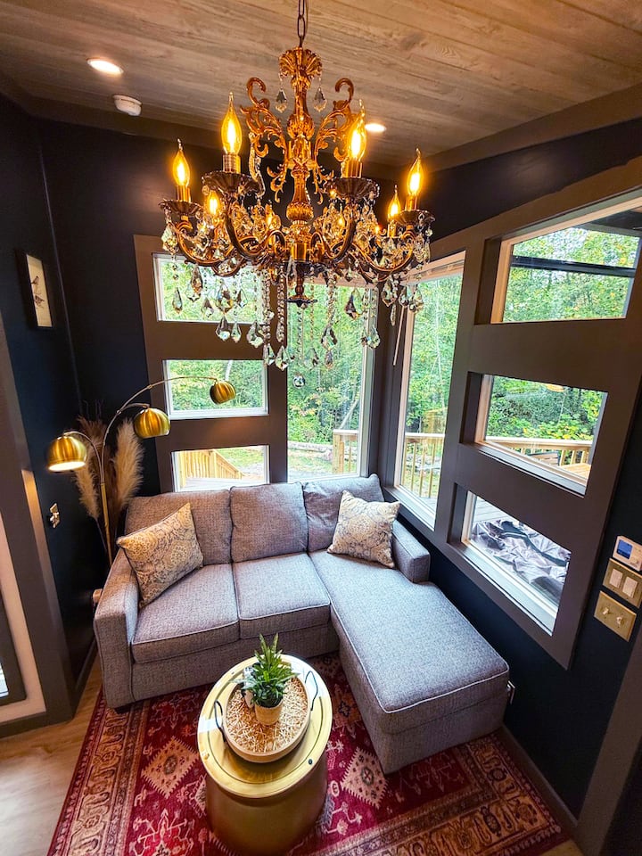 Soulrest Sanctuary - Hot Tub + Sauna Couples Retreat