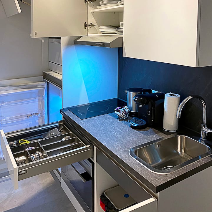 Deluxe Two-bedroom Apartment - Nuremberg