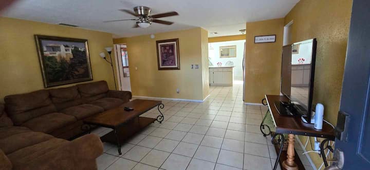 Tampa Home - Tampa, FL