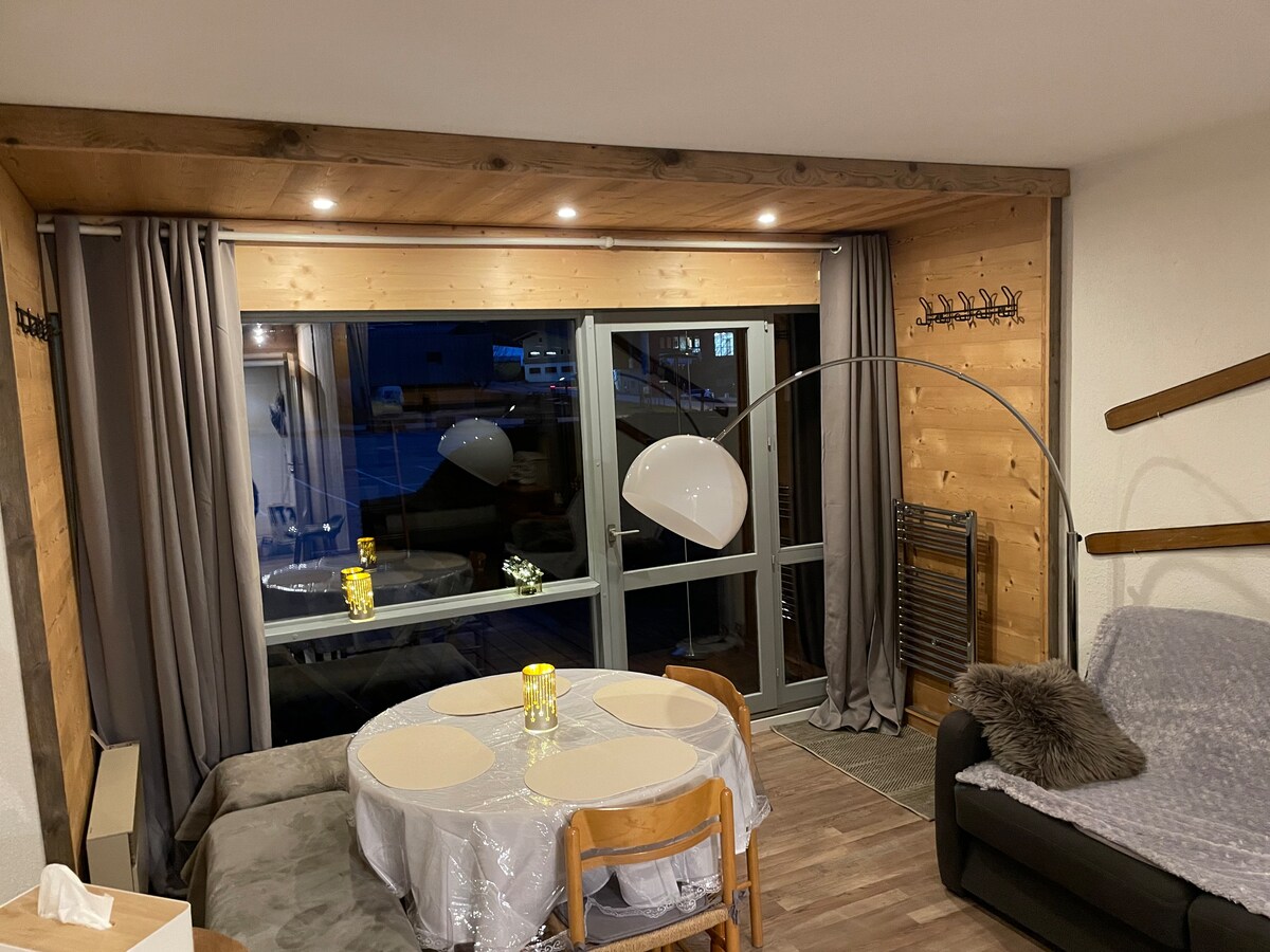 Top performing Airbnb: Ski-in/ski-out apartment in Métabief