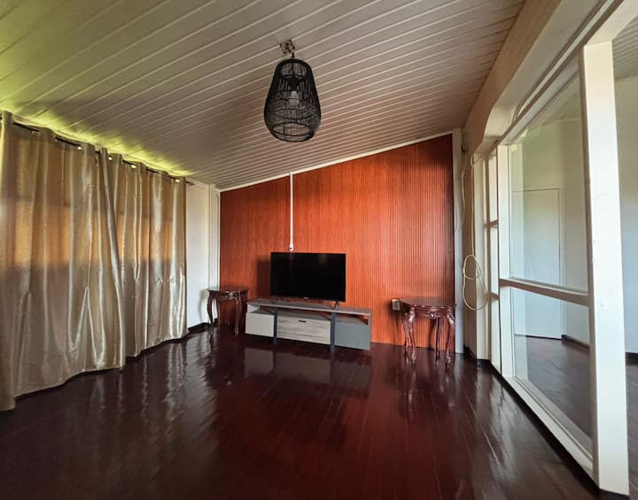 Loft 147 - Surinam