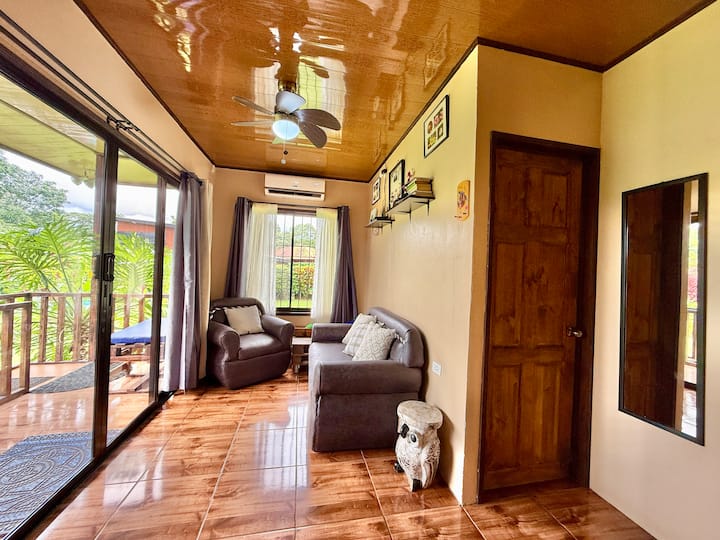 Tropical Cabin With Private Pool And Views - La Fortuna