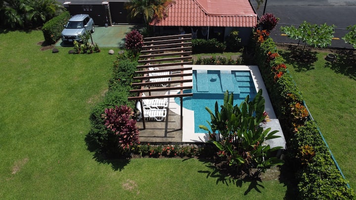 Alma De Fuego Sloth Cabin · Private Pool Rancho - La Fortuna