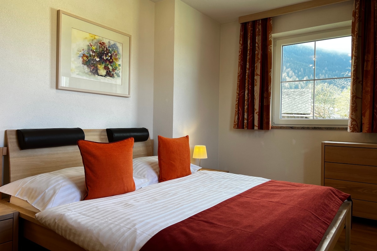 Chambre confortable avec lit double.