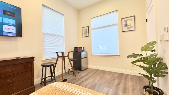 Bright, Stylish Suite In Central Silicon Valley - 聖荷西