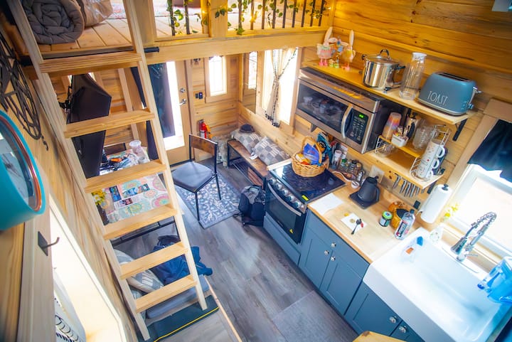 Unique Tiny House At The Foot Of Cerbat Mountains - Arizona