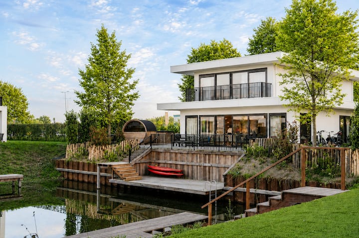 Water Nr. 500 | 10 Pers. Hottub & Sauna - Harderwijk