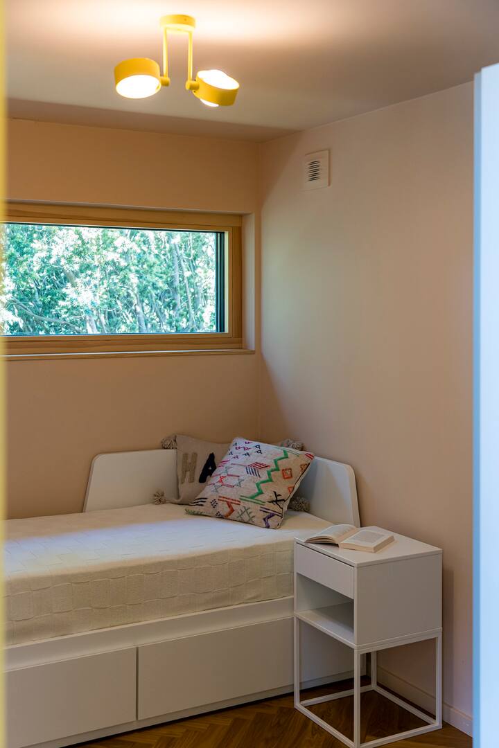 Chumba cha kulala namba 3 kilicho na kitanda kimoja cha sentimita 160 x 200