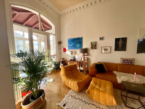 Top Airbnb: Stylish in the music district by the park + balcony + central in Zentrum Süd