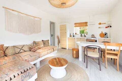 Top Airbnb: Holiday home Casita Ibiza Ouddorp 4 people in Ouddorp Oude Nieuwlandseweg