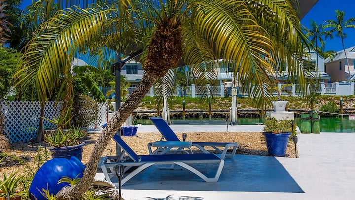 Ocean Dj Blue  Duck Key Waterfront Escape - Duck Key