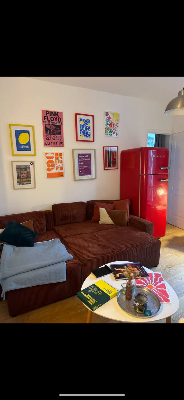 Popular Airbnb listing: Belleville Apartment in Paris 10e Arrondissement