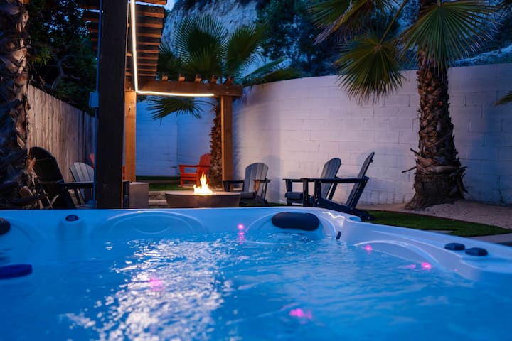 8br Group Compound, Hot Tub & Games - San Diego, CA