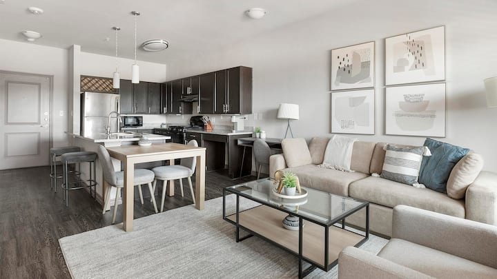 Landing | Modern 1bd, Courtyard, Game Room - Fort Worth, TX