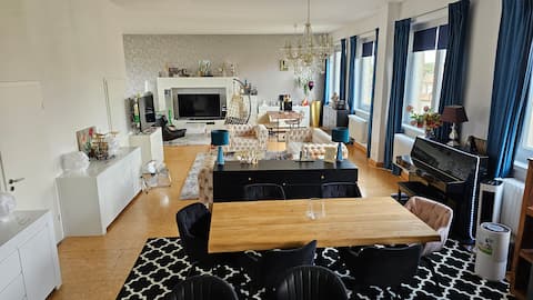 Leistungsstarkes Airbnb: Loft "New York" 2 bedrooms 2 queen size beds in Wahren