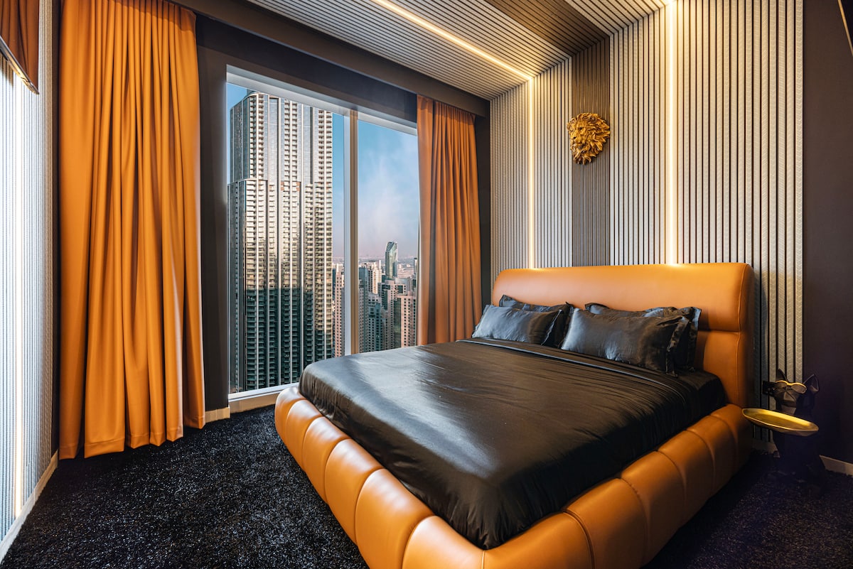 Искусете луксуз со поглед кон хоризонтот, елегантен декор и луксузен мебел! Совршено за релаксација.