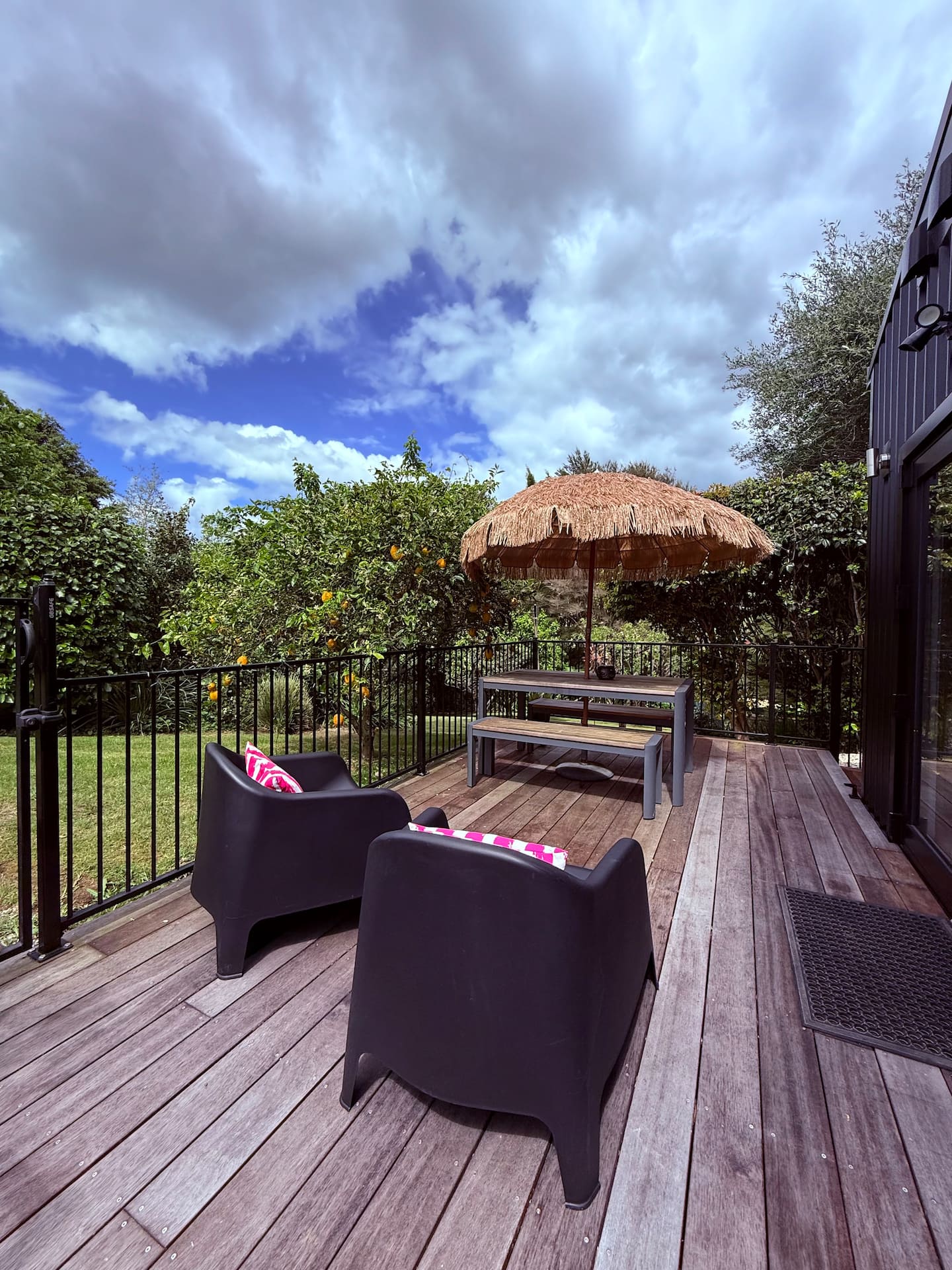 Orchard Oasis - Peaceful Whangamatā Hideaway 1