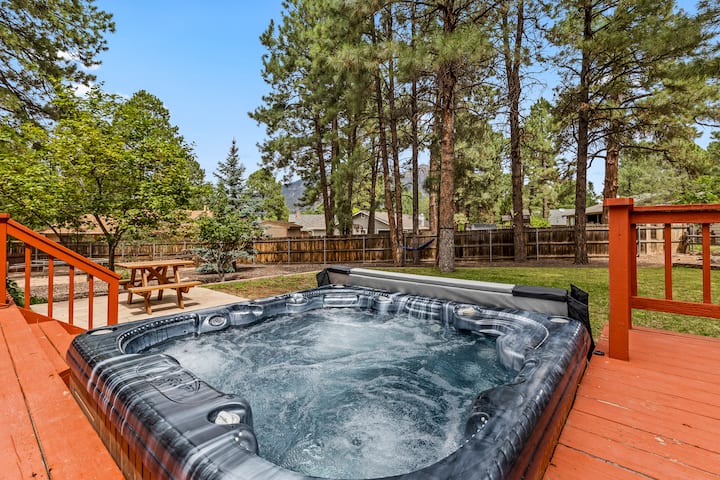 Single Level | 4bd/2b | Fire Pit | Hot Tub - Flagstaff, AZ