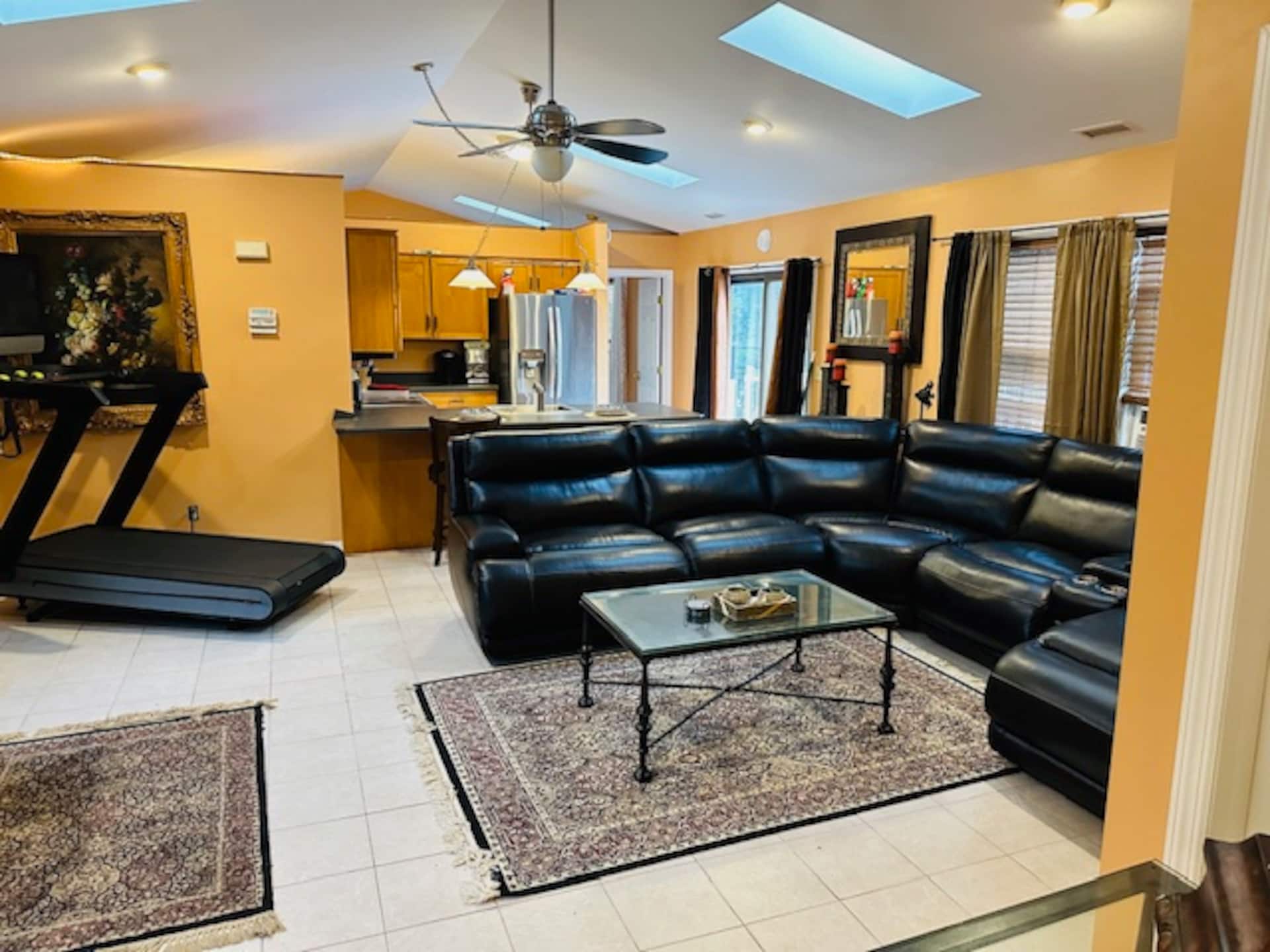 Home Away From Home (1 Room)