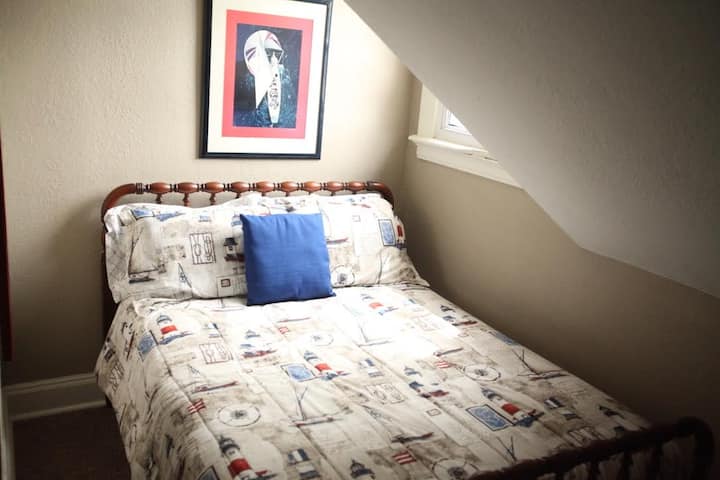 Bedroom 9