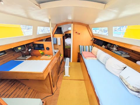Top Airbnb: Welcome aboard in Brest